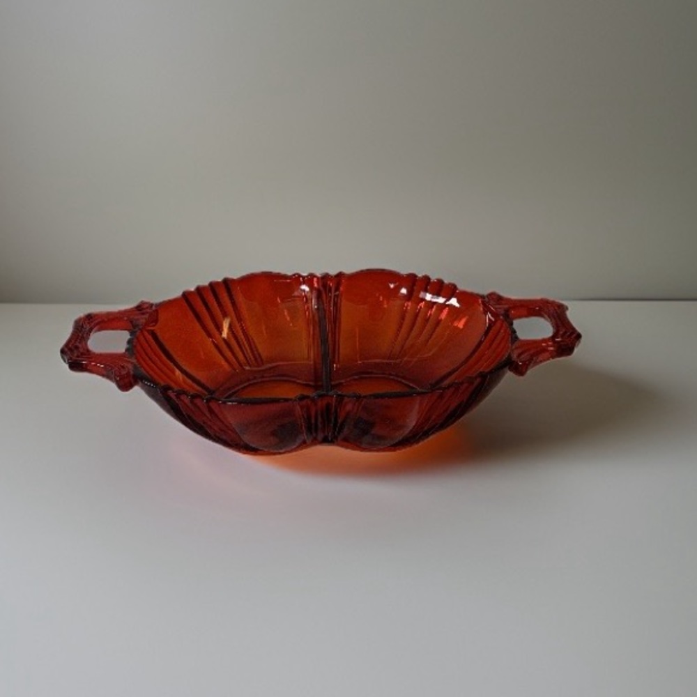 🤑🤑Fostoria SunRay Ruby Red glass 2-divided dish